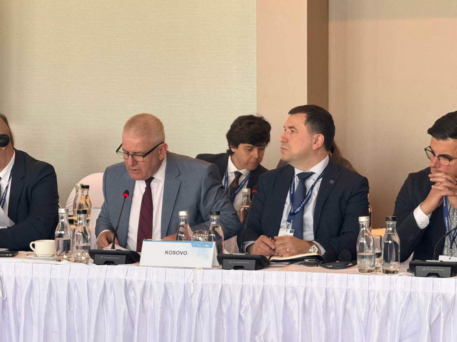 Ministri Sveçla po merr pjesë në Forumin e Salzburgut