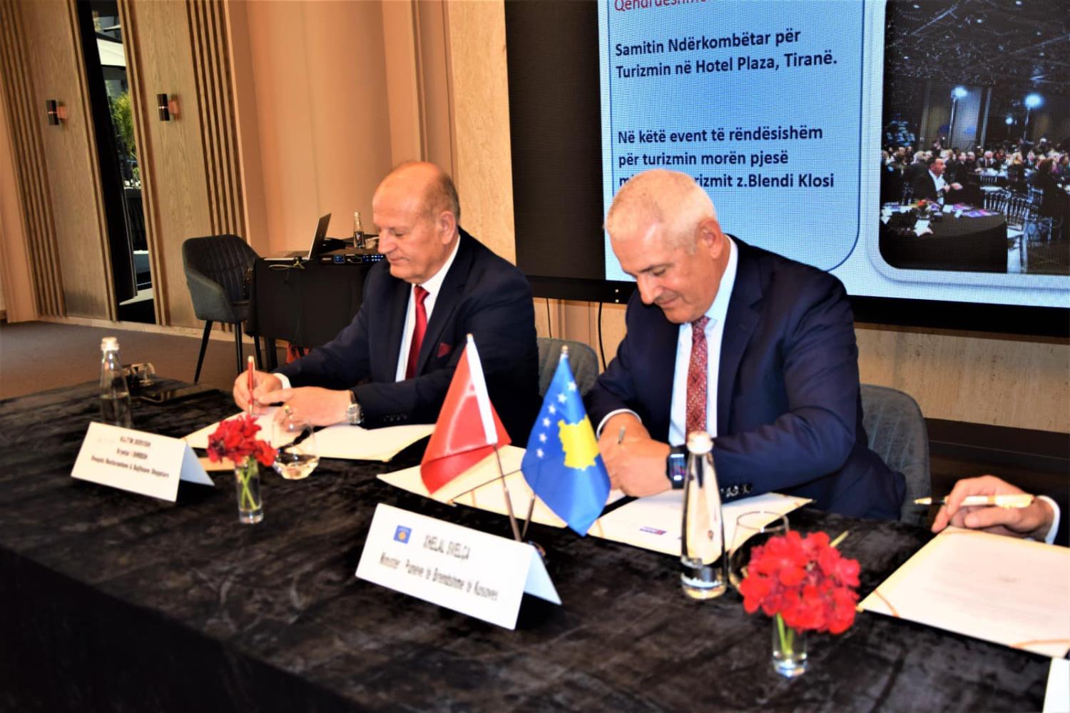 Ministar Sveçla potpisao je memorandum o beneficijama za Policiju i Vatrogasce na sastanku sa albanskim biznisima